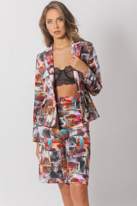 Classic single-breasted jacket with a colorful print